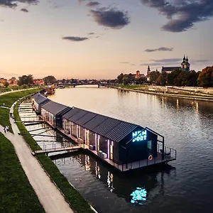 https://new-port-hotel.krakowhotelspoland.com