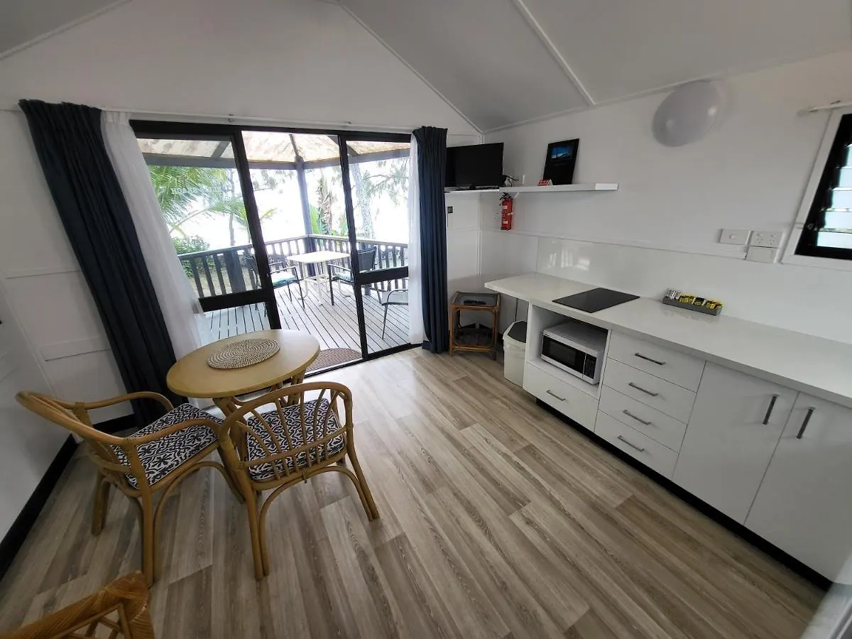 Ellis Beach Oceanfront Holiday Park Palm Cove 4*,