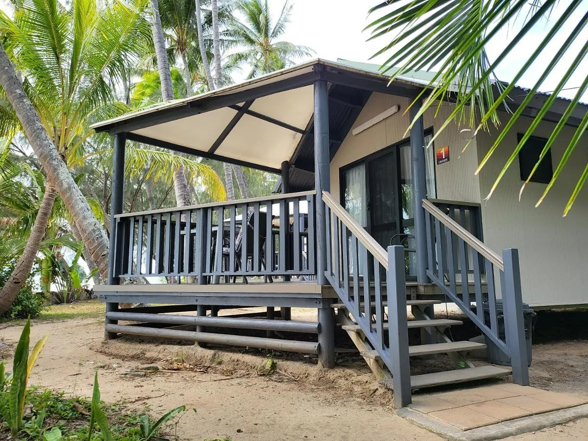 Ellis Beach Oceanfront Holiday Park Palm Cove 4*,