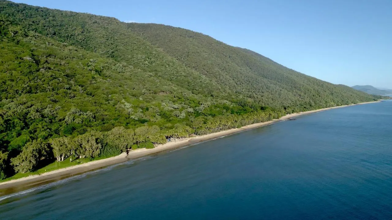 ****  Ellis Beach Oceanfront Holiday Park Palm Cove Australia
