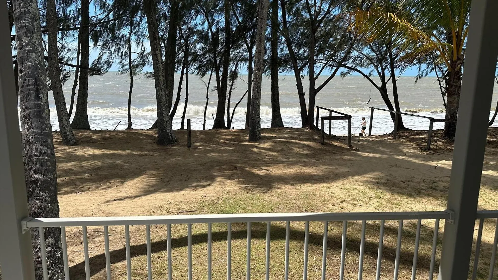 Ellis Beach Oceanfront Holiday Park Palm Cove